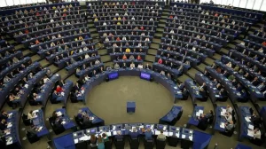 Δημοσκόπηση Ευρωεκλογές Αυξάνεται η δυσπιστία Γερμανών, Γάλλων και Ιταλών απέναντι στην πολιτική