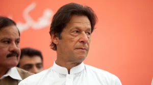 Πακιστάν Υποψήφιοι με τη στήριξη του Ιμράν Χαν θέλουν να σχηματίσουν κυβέρνηση